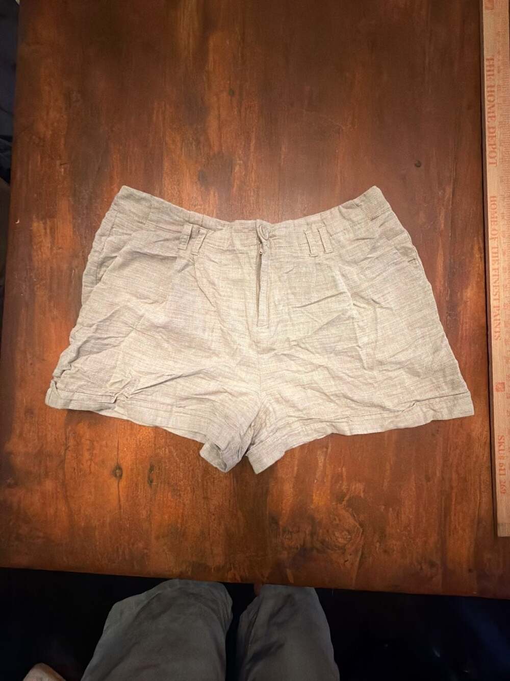 Forever 21 Linen Blend Cuffed Shorts Size Large